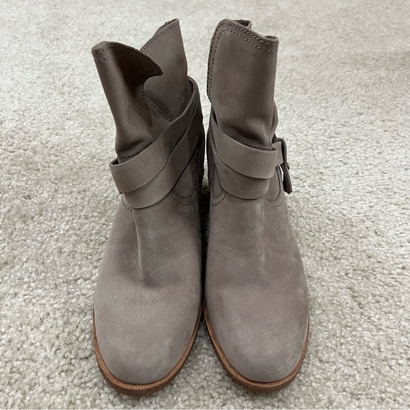 Ugg Australia Women Elora Sahara Gray Suede Ankle Boots Booties Sz 9.5 1019148, - Picture 13 of 16